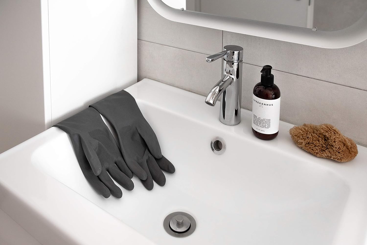 Rubber Dishwashing Gloves for Kitchen - 2 Pair Waterproof Reusable Household Cleaning Gloves and Non-Slip Grip: Clothing