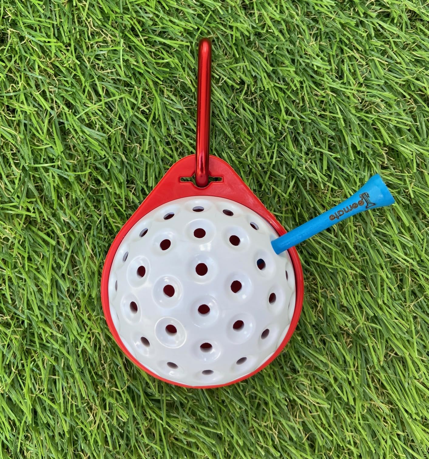 teemate Original Golf Tee Holder w/Clip-On Carabiner – Ideal for Wooden Tees/Bamboo Tees/Plastic Tees – Golf Bag Organiser Clip – Premium Golfing Accessories (Red)