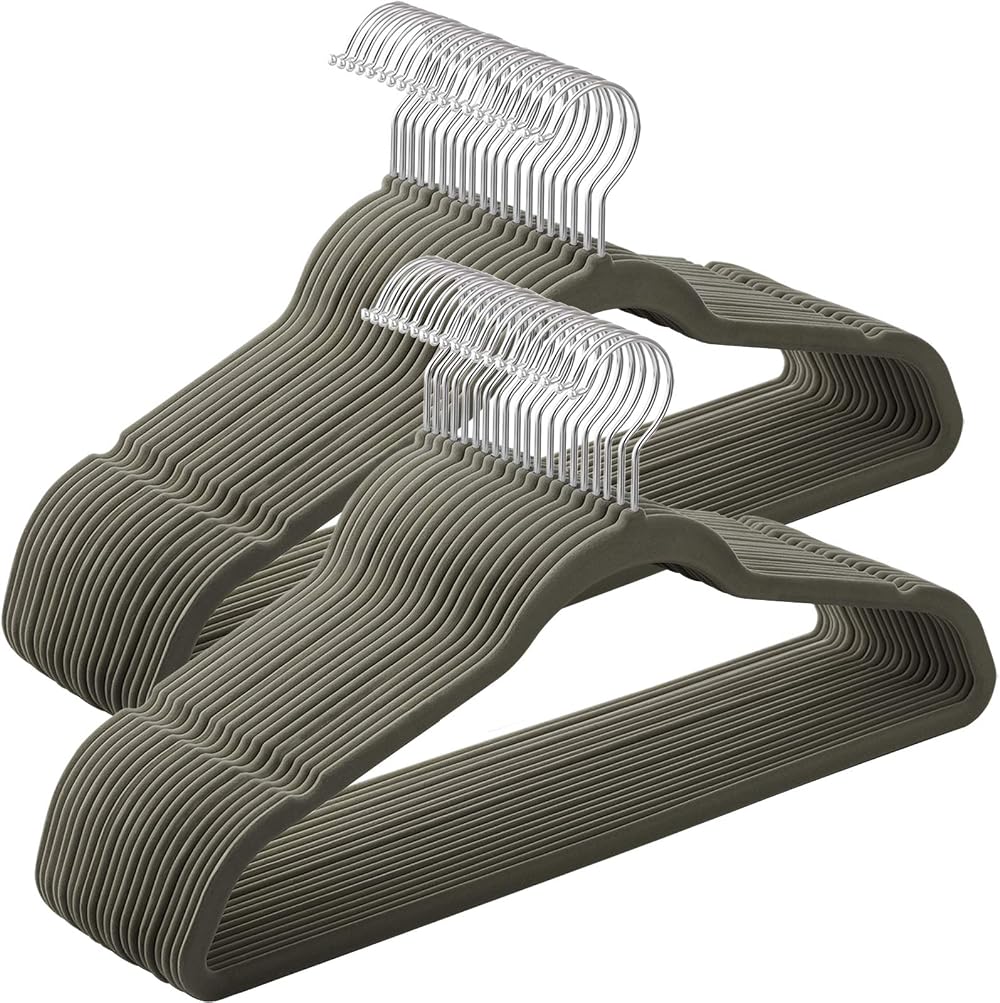 SONGMICS 50 Velvet Hangers 41.5 cm Wide 360° Hook Space Saving Grey Silver