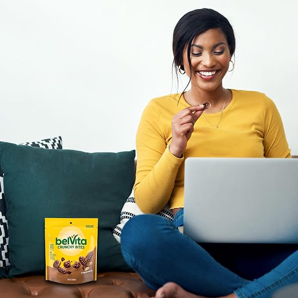 BELVITA BITE SIZE SNACKS, CHOCOLATE CRUNCHY BITES, 5 OZ