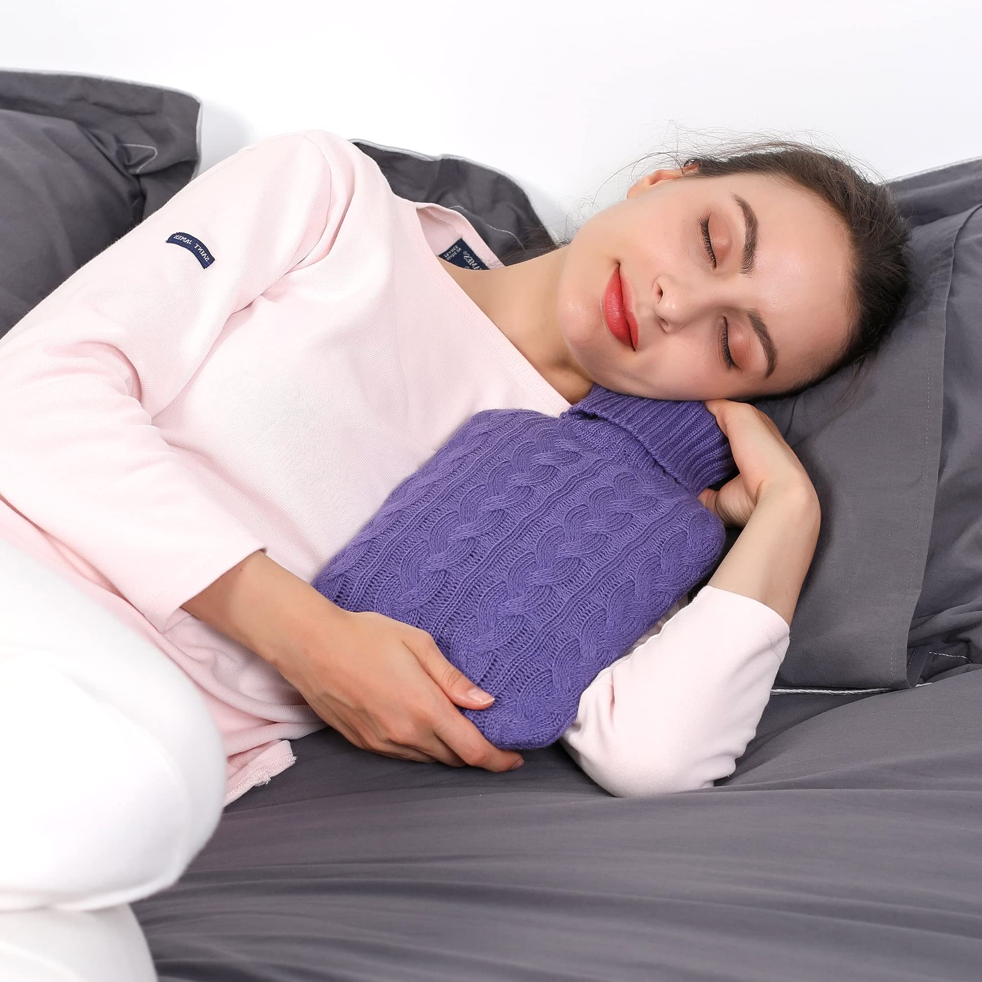 samply Hot Water Bottle with Knitted Cover, 2L Hot Water Bag for Hot and Cold Compress, Hand Feet Warmer, Ideal for Menstrual Cramps, Neck and Shoulder Pain Relief, Purple