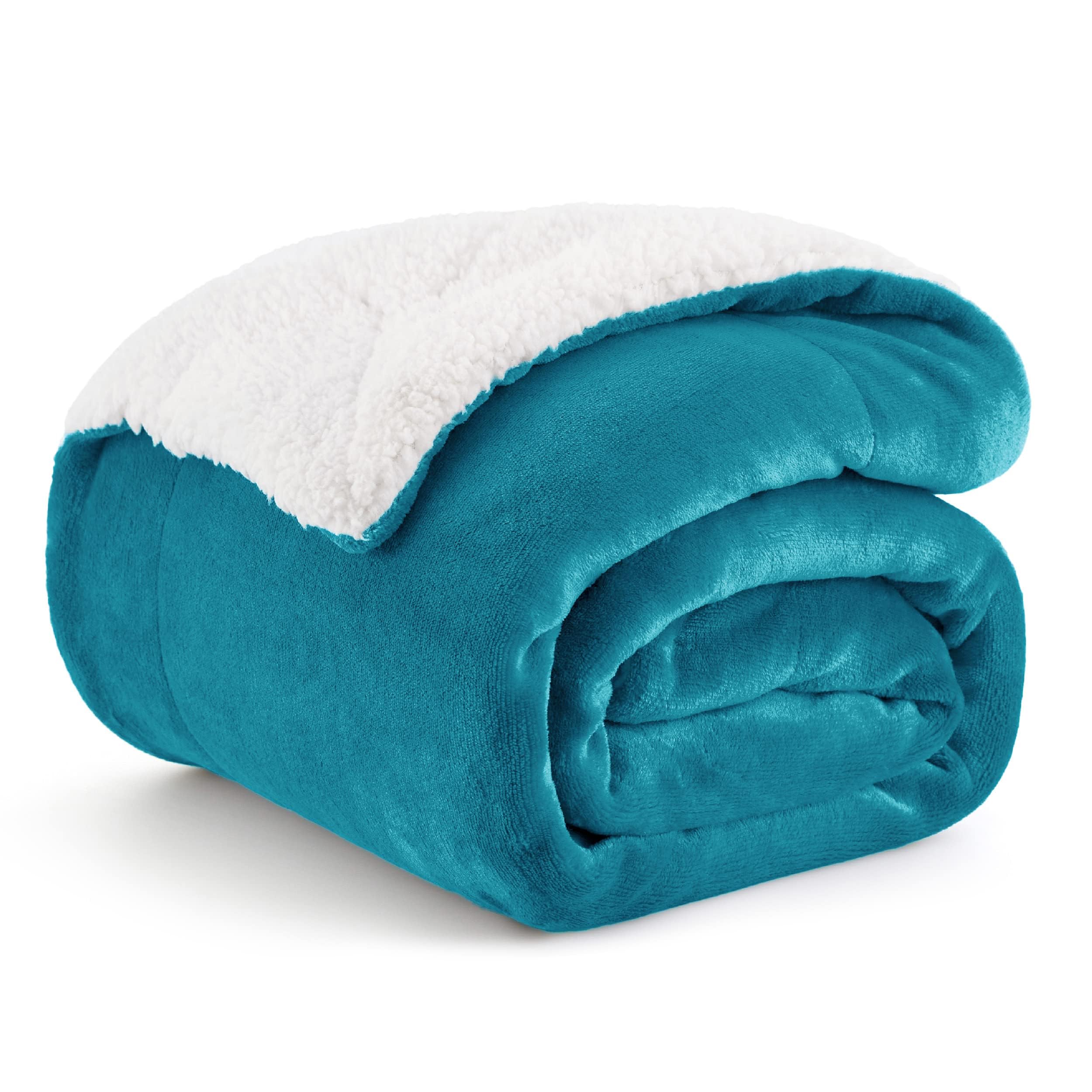 Bedsure Sherpa Fleece Throw Blanket - Thick and Warm, Fluffy Microfiber Solid & Soft Blankets for Bed and Couch Double/Twin Size, Turquoise, 150x200cm