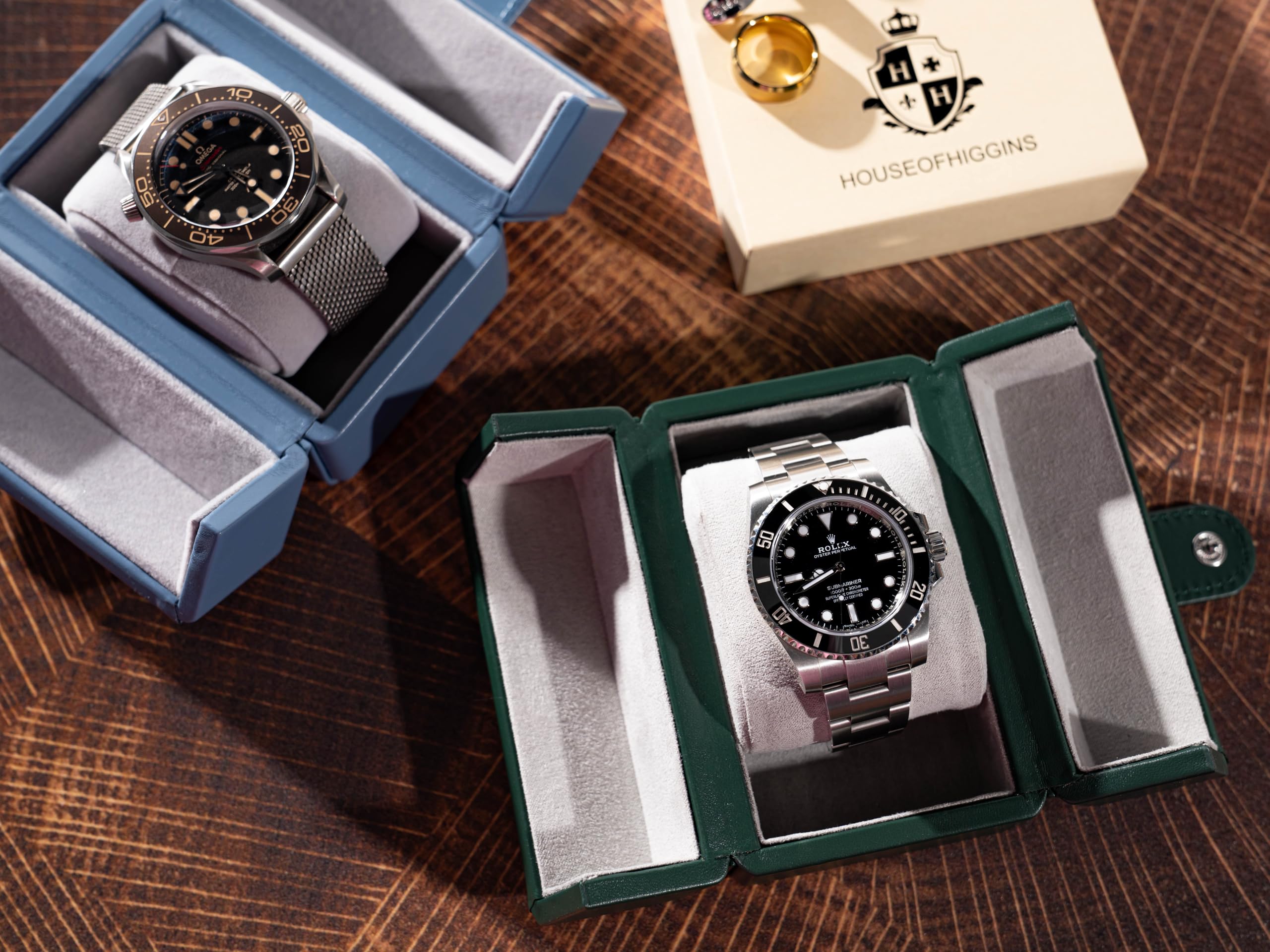 Single Travel Watch Case - Vintage Inspired - Exterior, Soft Microfiber Lining, Fits Up to 42mm Watches - Vegan Leather - Reliable Storage for Home or Travel