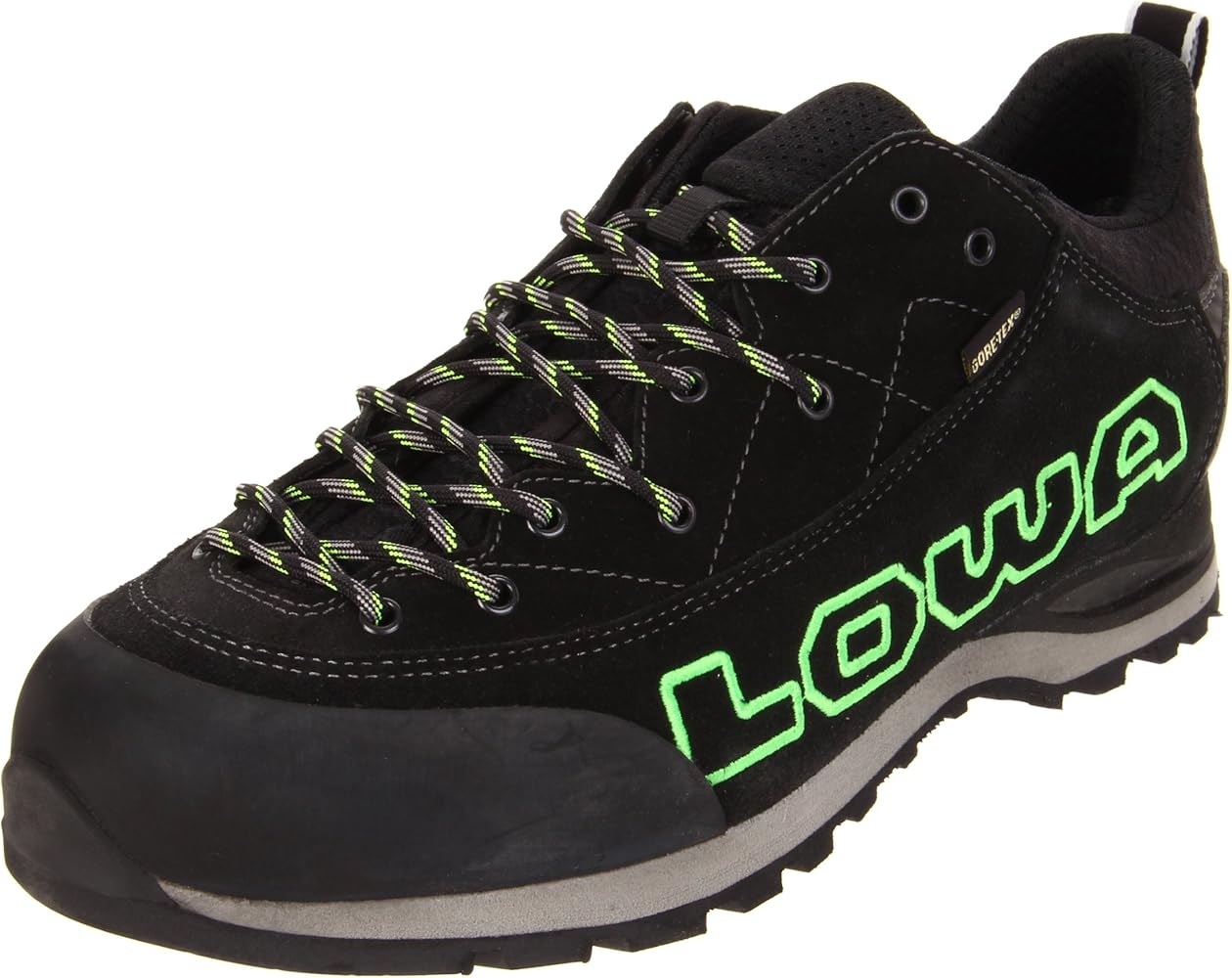 lowa approach shoes