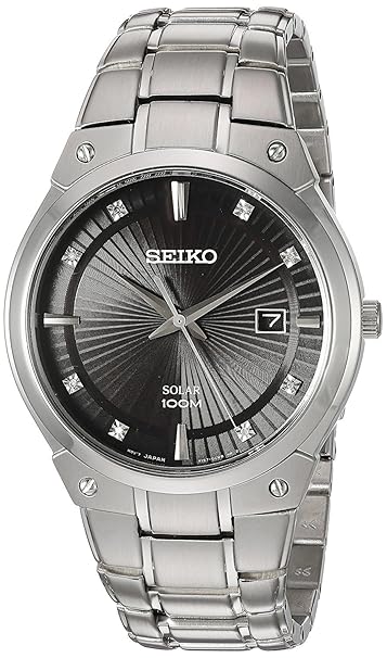 Seiko Herren Datum klassisch Solar Uhr mit Edelstahl Armband SNE429P9