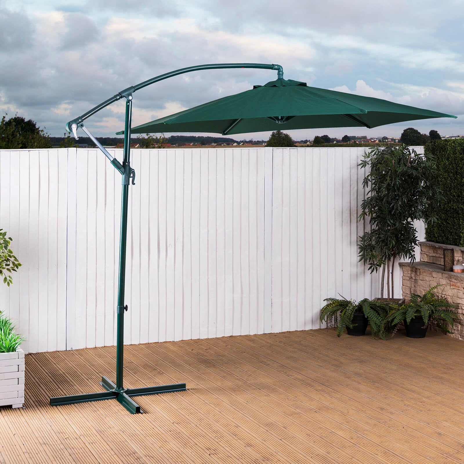 Alfresia 2.7m Cantilever Wind Up Garden Parasol (Green)