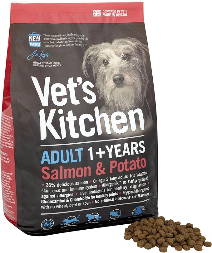 Vet's Kitchen Complete Dry Dog Food Enriching Salmon and Potato