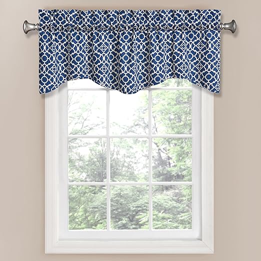 Amazon Com Waverly 12459050x016ind Lovely Lattice 50 Inch By 16