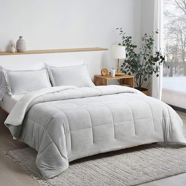 BEDSURE LUXURIOUS MICROMINK SHERPA LIGHT GREY QUEEN COMFORTER SET 3 PIECES – (1 COMFORTER 88X88 AND 2 PILLOWSHAMS), REVERSIBLE DOWN ALTERNATIVE COMFORTER, MACHINE WASHABLE
