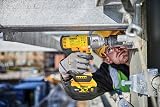 DEWALT DCF900P2T-GB 18V XR Brushless Impact Wrench 1/2" Hog Ring 1396Nm 2x5Ah view 6
