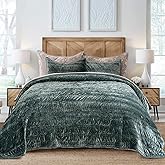 EVERGRACE Luxury Ruched Velvet Quilt King Size, Ultra Soft Bedspread Coverlet Set, Lightweight Velvet Comforter, Quilted Bedding Cover with 2 Matching Shams for All Season, Dark Green