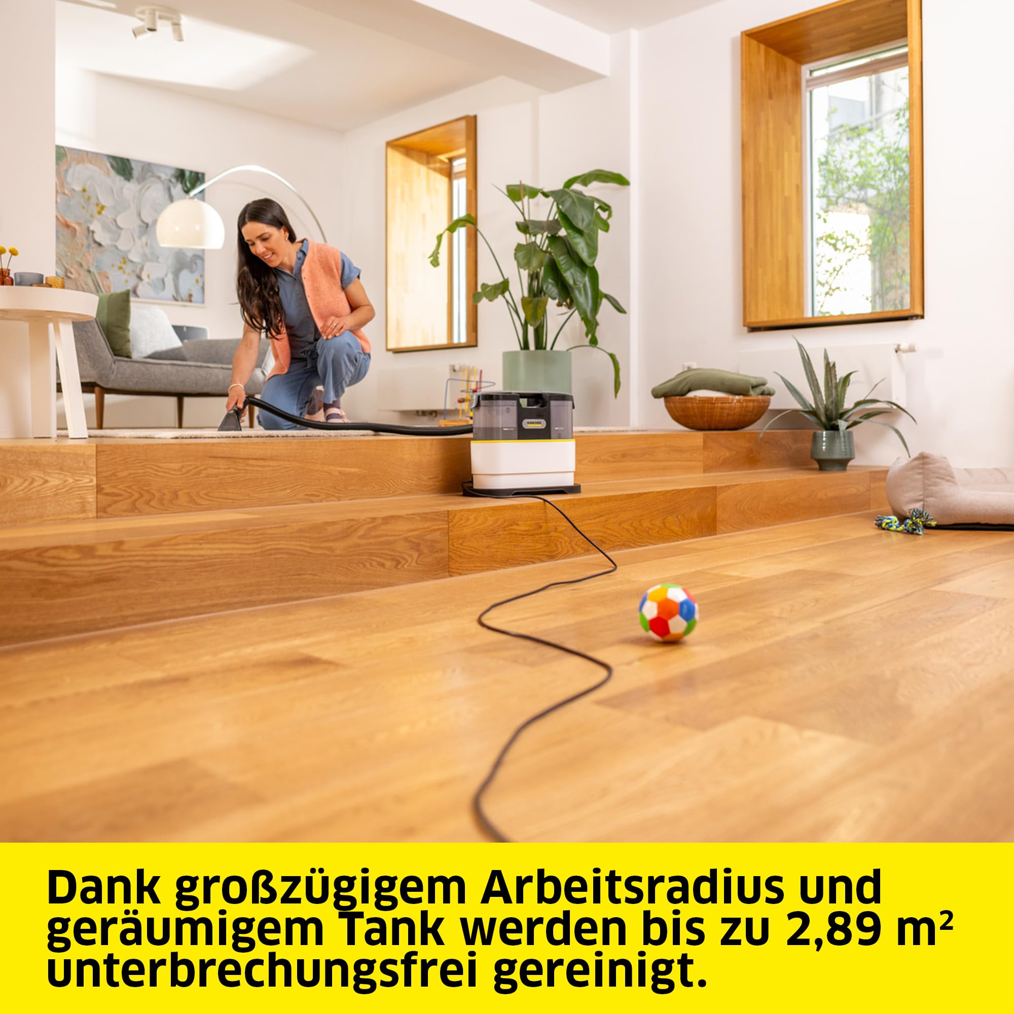 Kärcher Waschsauger SE 2 Spot Care, Aufnahmeleistung: 450 W, Frischwassertank: 1,5 l, Fläche: 2,89 m2, Gewicht: 4,2 kg, Sprühsaugschlauch, Waschpolsterdüse, Fleckendüse und Reiniger RM 519 3