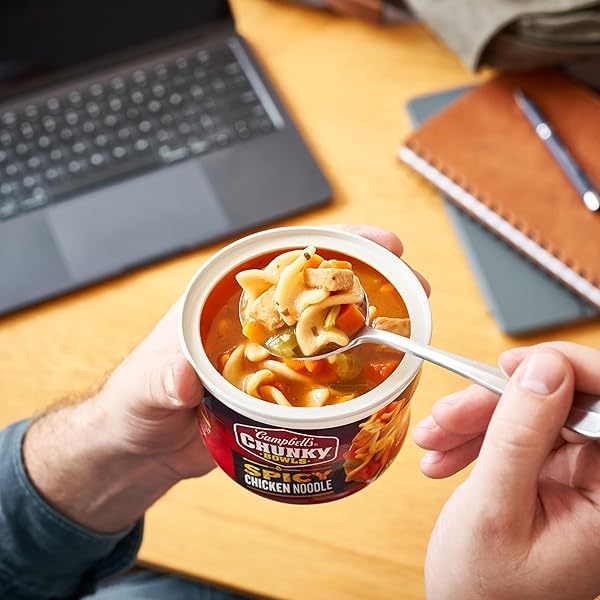CAMPBELL’S CHUNKY SOUP, SPICY CHICKEN NOODLE SOUP, 15.25 OZ
