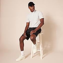 Amazon Essentials Men's Classic-Fit 9" Chino