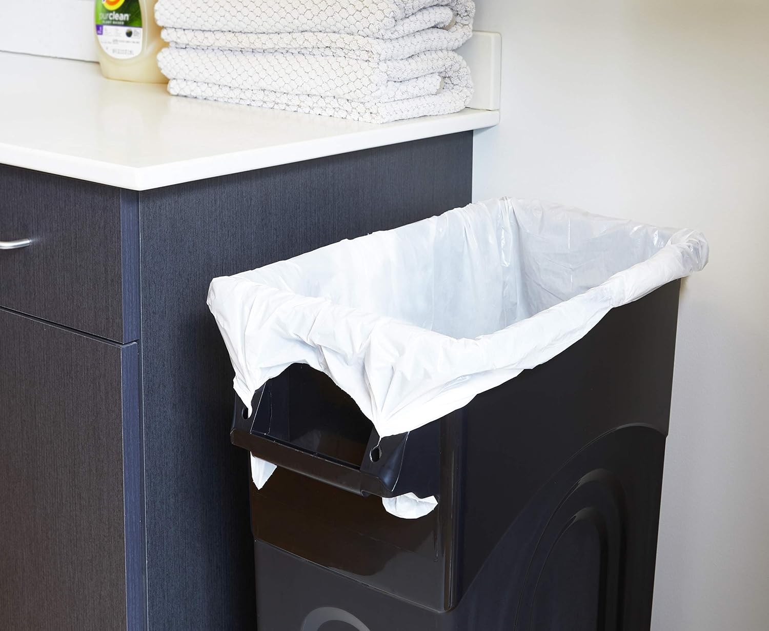 United Solutions TI0032 Highboy Waste Container, 23 Gallon, 1-Pack, Black: Home & Kitchen