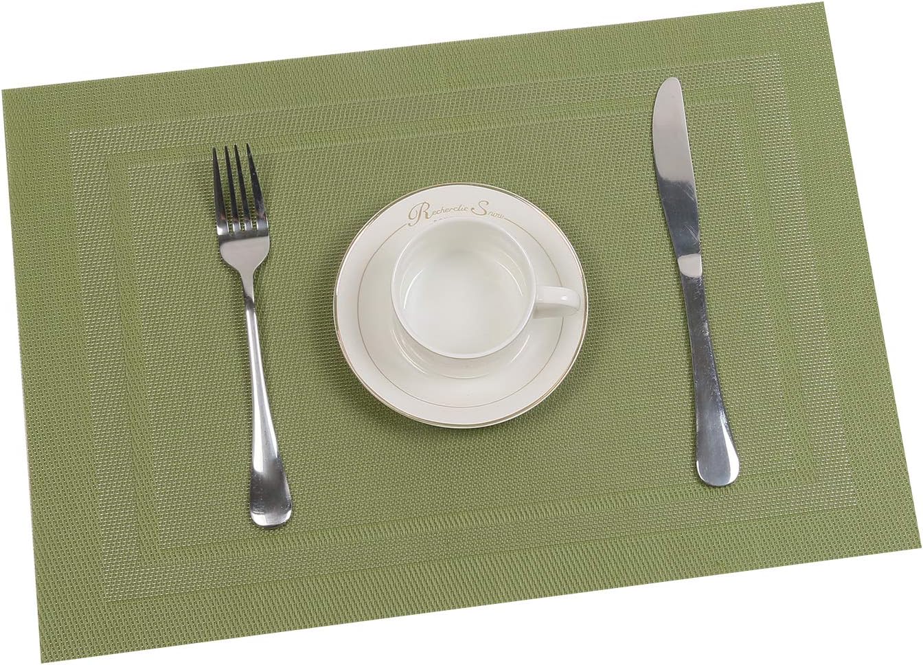 Pauwer Placemats Set of 6 for Dining Table Washable Woven Vinyl Placemat Non-Slip Heat Resistant Kitchen Table Mats Easy to Clean (Set of 6, Red): Home & Kitchen