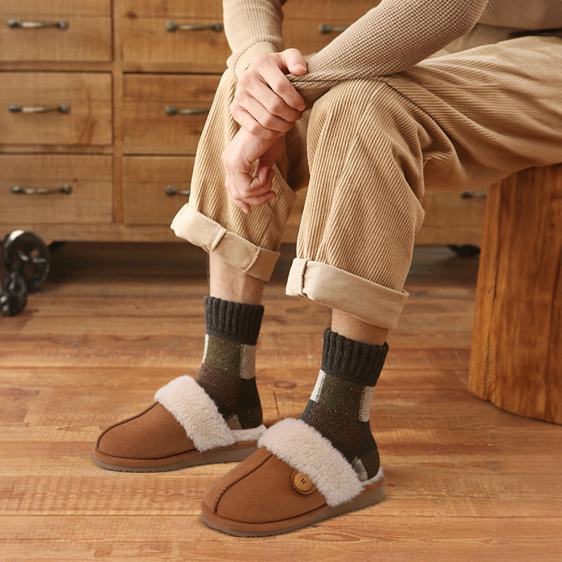 Litfun Fuzzy Slippers for Women with Memory Foam Winter Fluffy House Shoes Indoor Outdoor