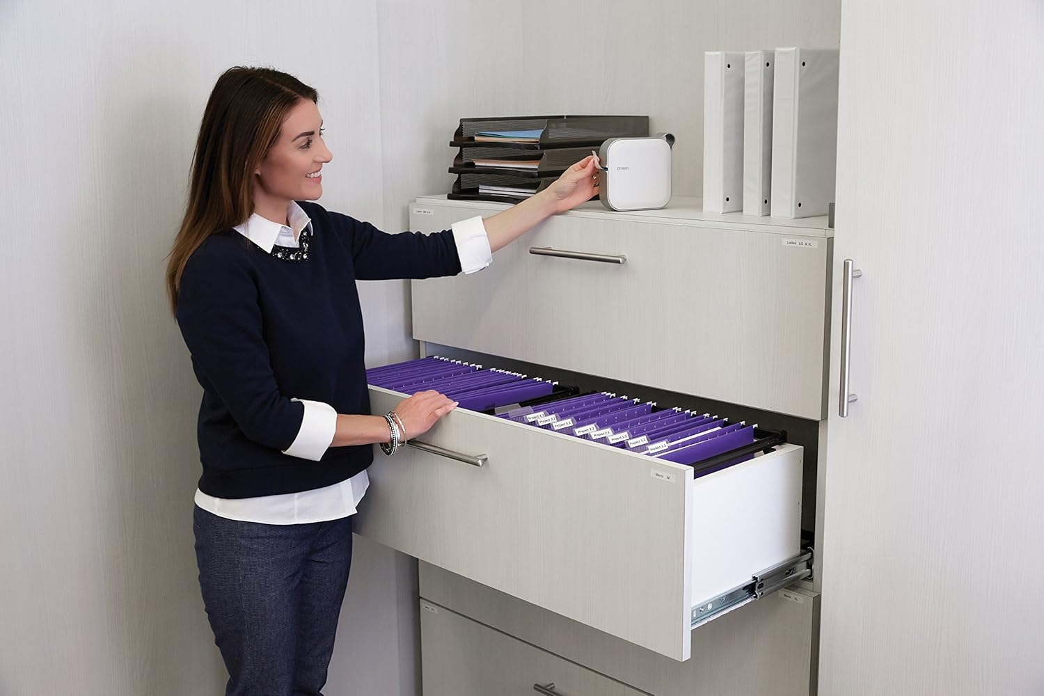 Dymo 1982172 MobileLabeler Label Maker, Mobile Labeler with Bluetooth Connectivity : Electronics
