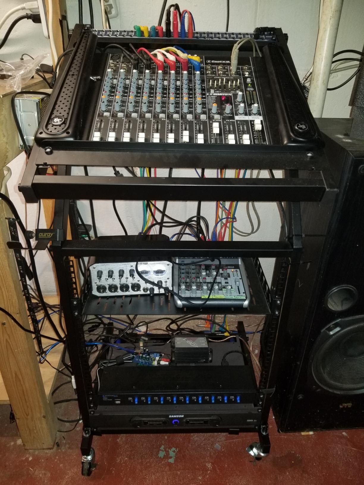 14/mo Finance AW Adjustable Rack Mount Studio Equipment Rolling DJ Mixer Stand Stage Cart