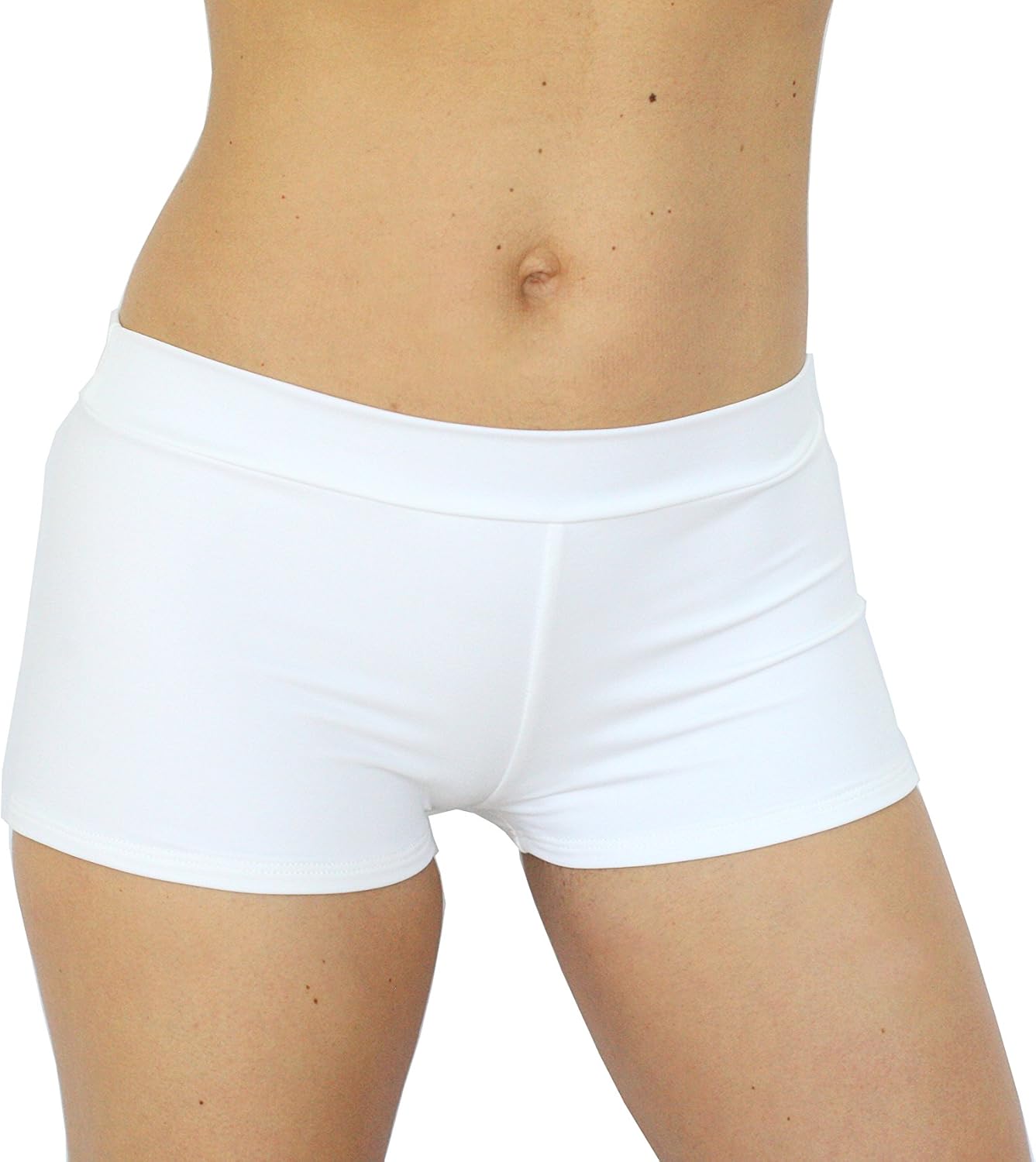UjENA Active Fit Sporty White Booty Shorts 2X at Amazon Women’s