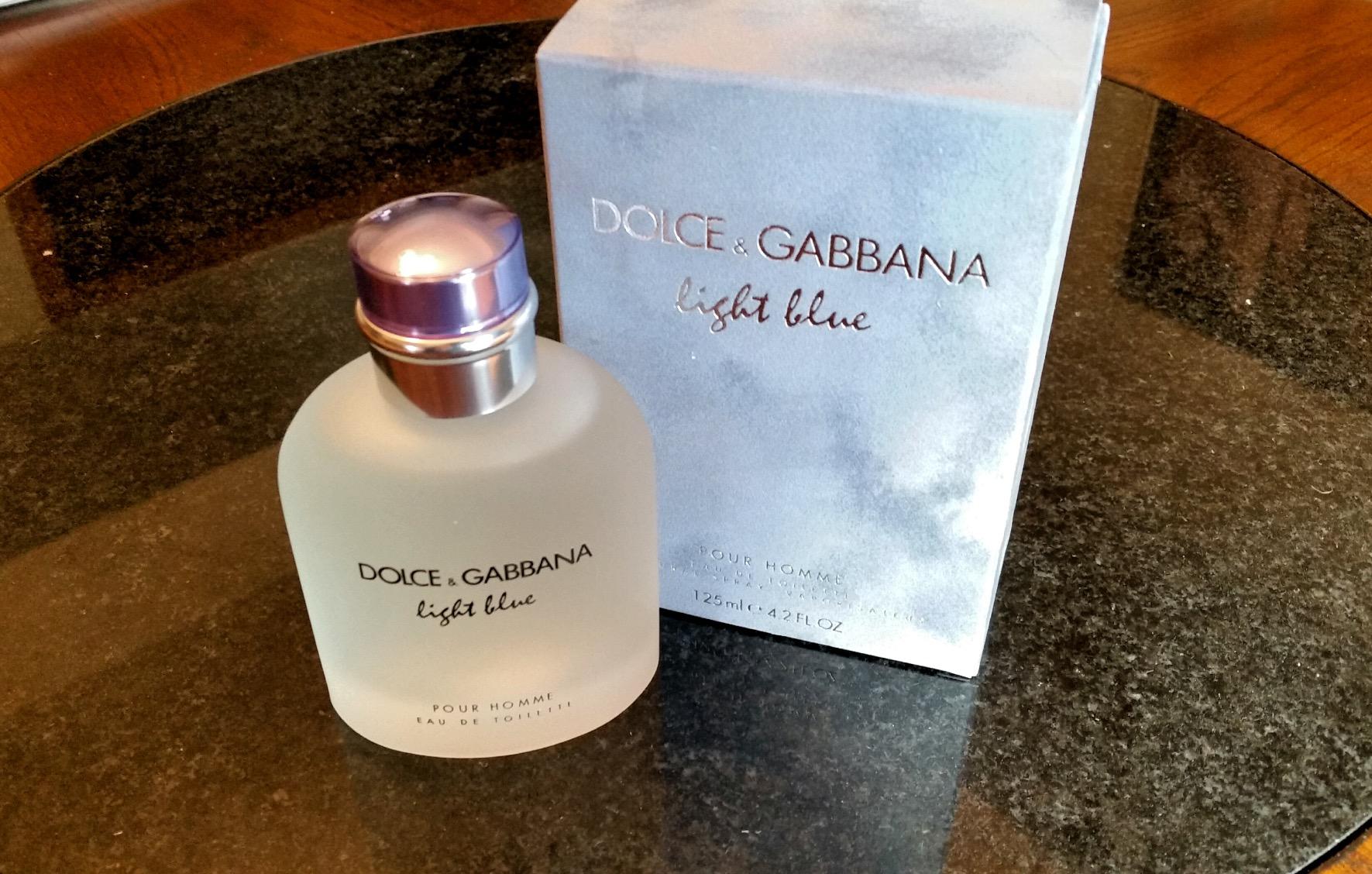 Dolce And Gabbana Eau De Toilette Light Blue www.shopabunda.com
