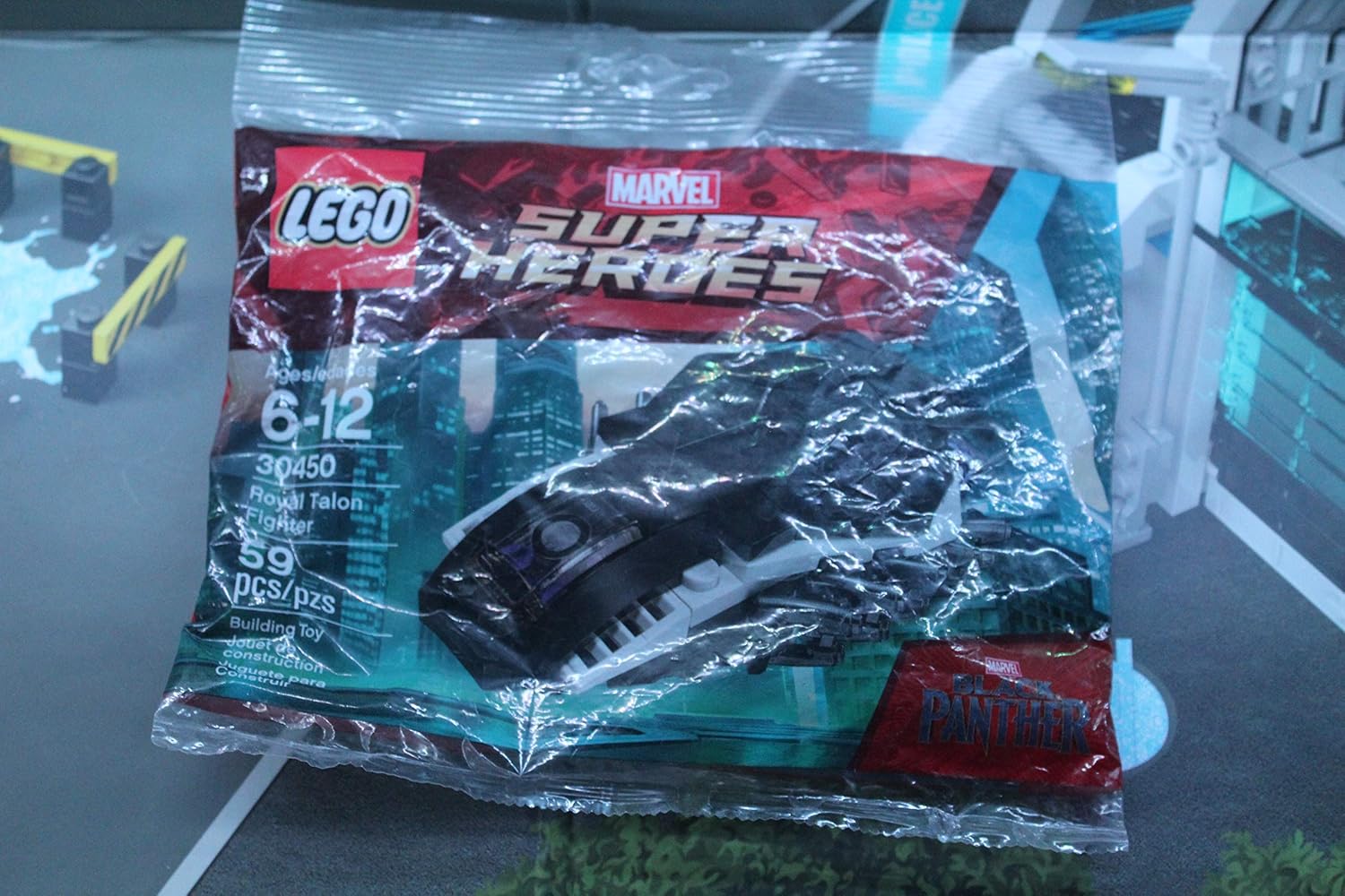 lego super heroes black panther royal talon fighter attack 76100