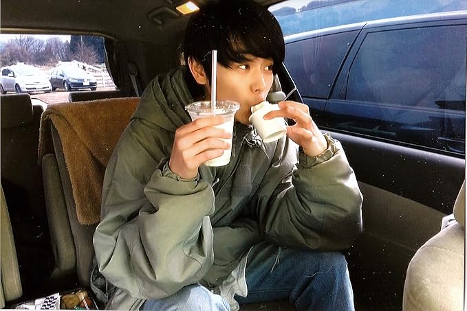 Amazon 菅田将暉 L判生写真 2 ファングッズ アイドル 芸能人グッズ 通販