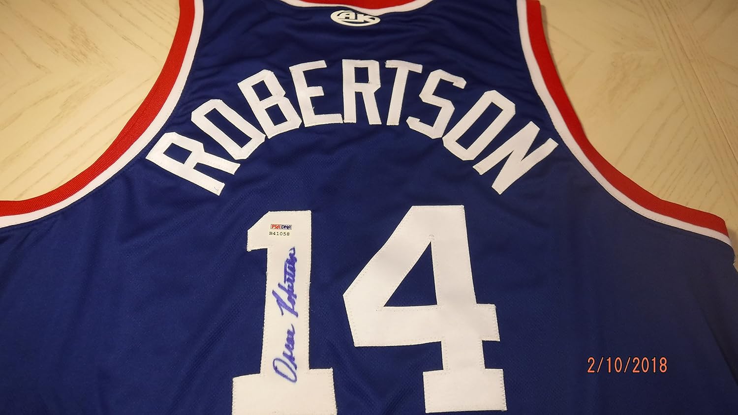 Oscar Robertson Signed Custom Made Cincinnati Royals Jersey Psa Authenticated B41058 At Amazon S Sports Collectibles Store