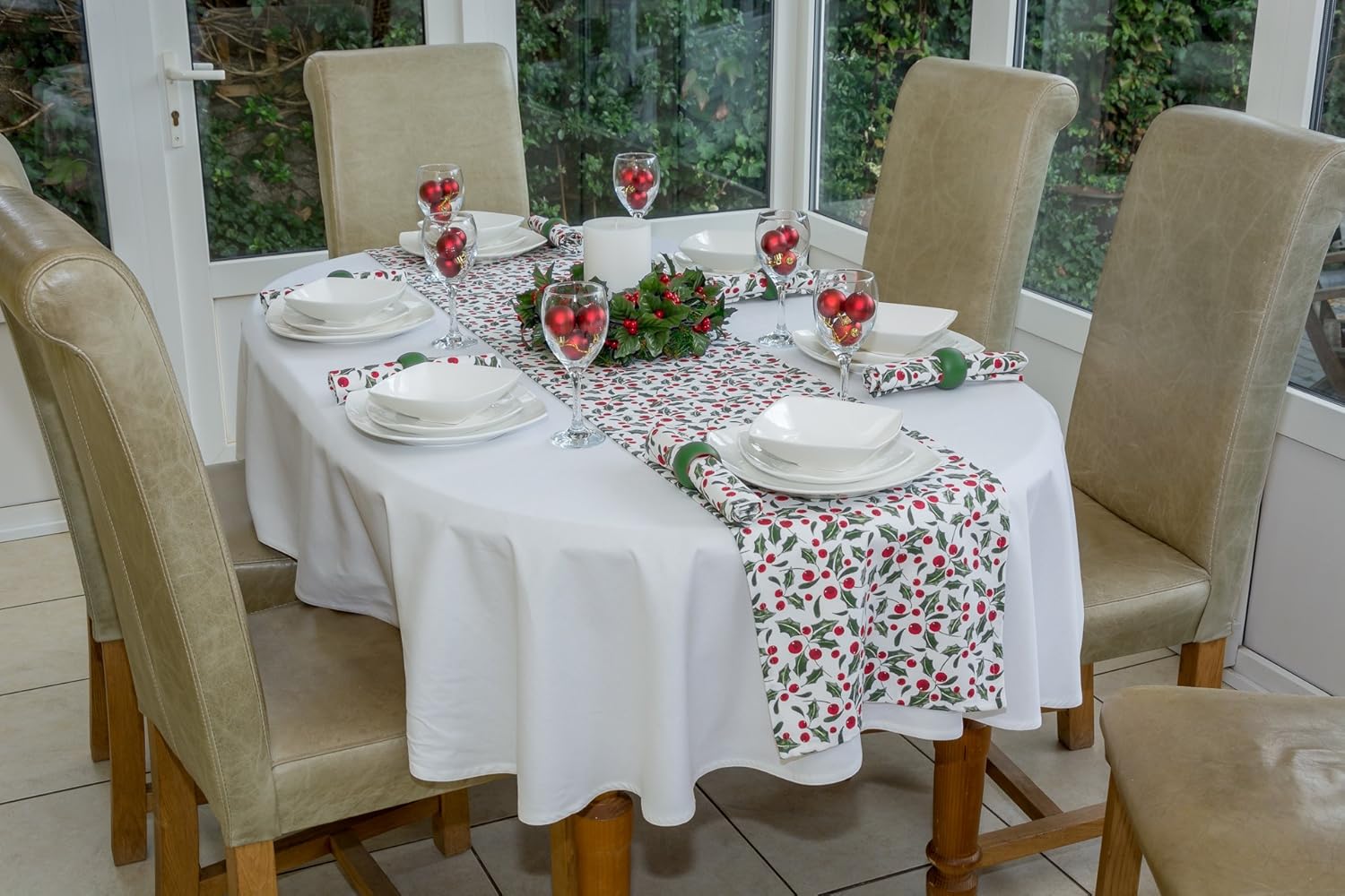 59x82" PLAIN CHRISTMAS WHITE OVAL TABLECLOTH (6 SEATER) Amazon.co.uk