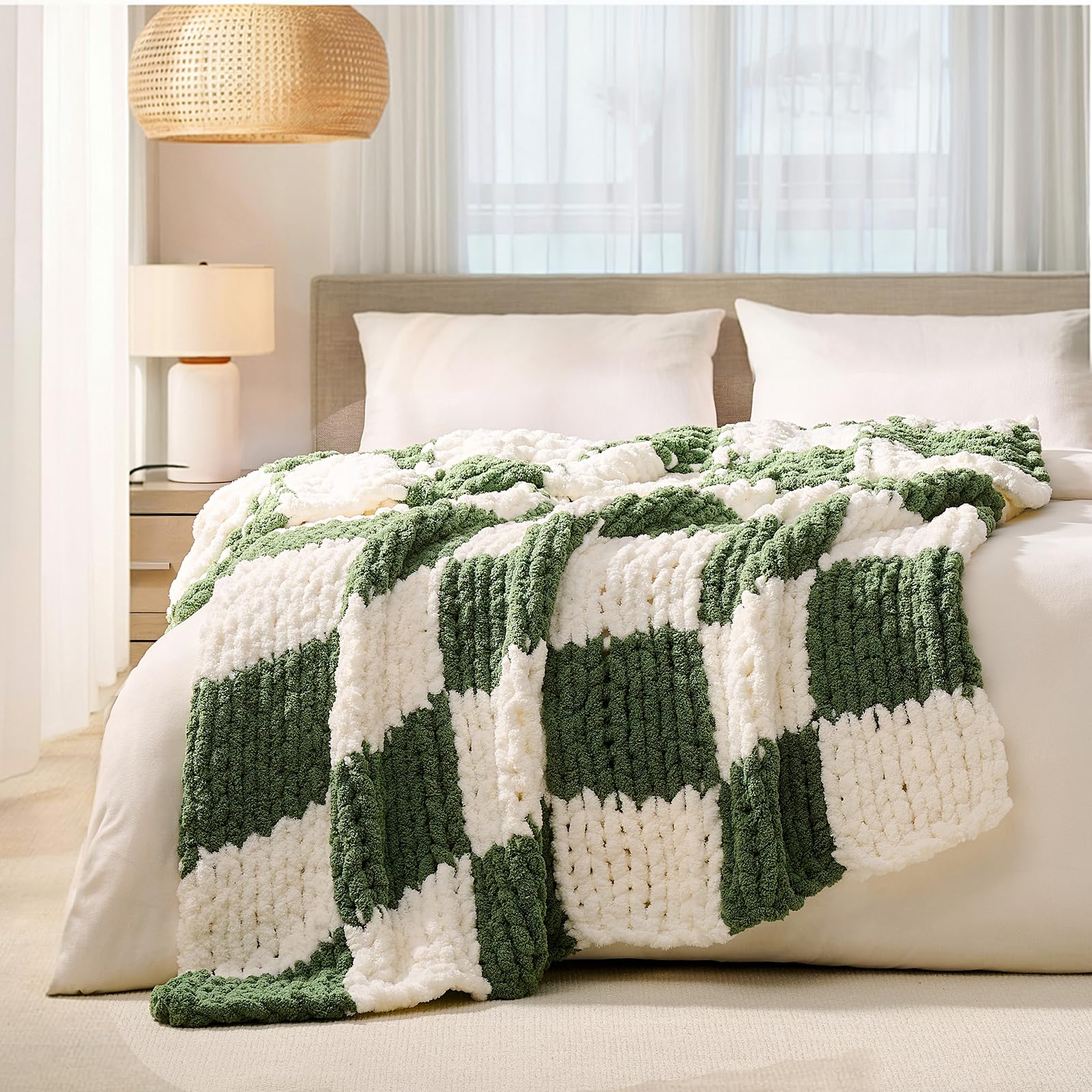 L'AGRATY Chunky Knit Blanket