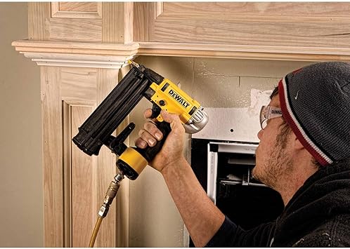 DEWALT DWFP12233 Brad Nailers product image 3