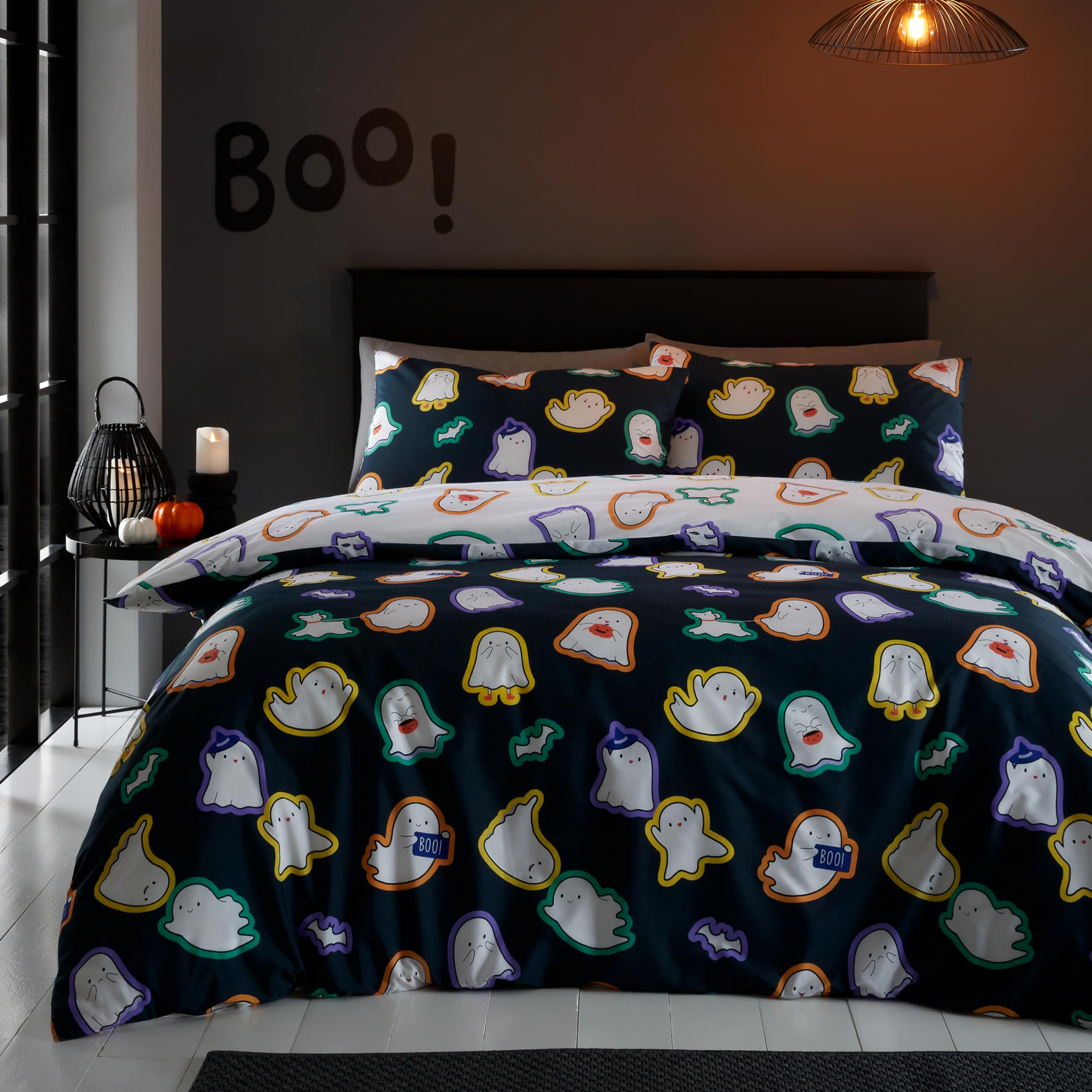 Catherine Lansfield Halloween Ghosts Reversible Double Duvet Cover Set with Pillowcases Black