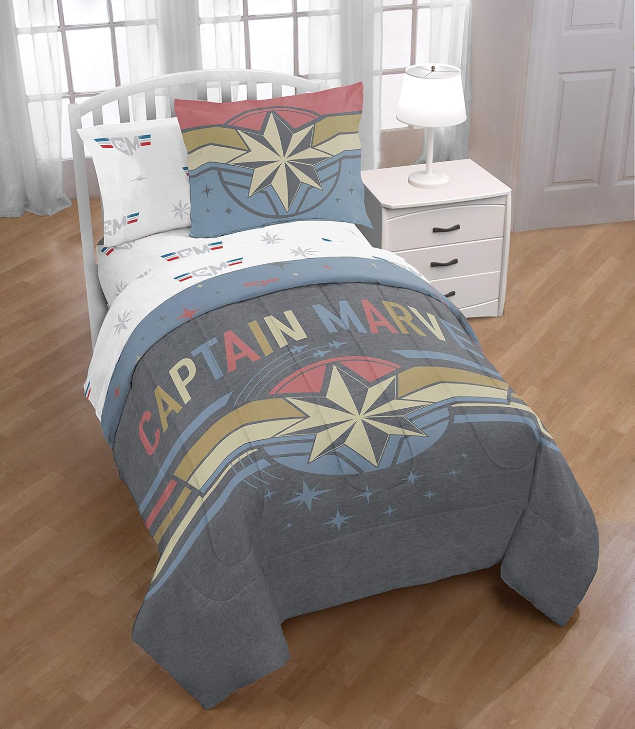 captain marvel bed