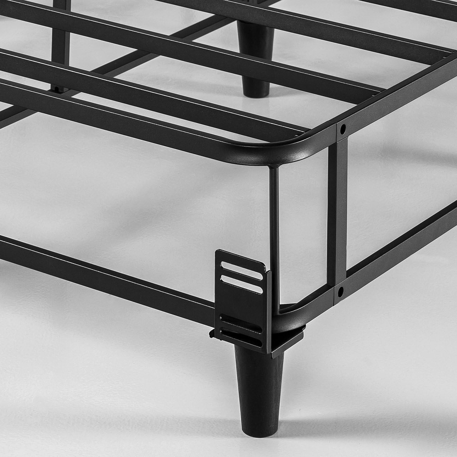Zinus Keenan 14 Inch Free Standing Smart Box Spring / Mattress Foundation / With 9 Support Legs / Strong Steel Structure / Easy Assembly Required, Queen: Furniture & Decor