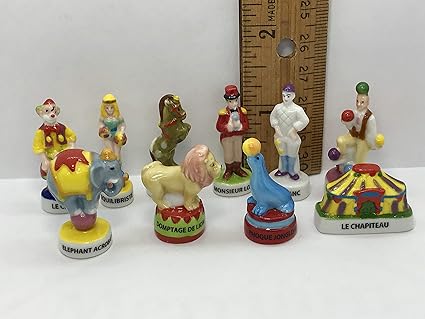 mini muñecas de porcelana