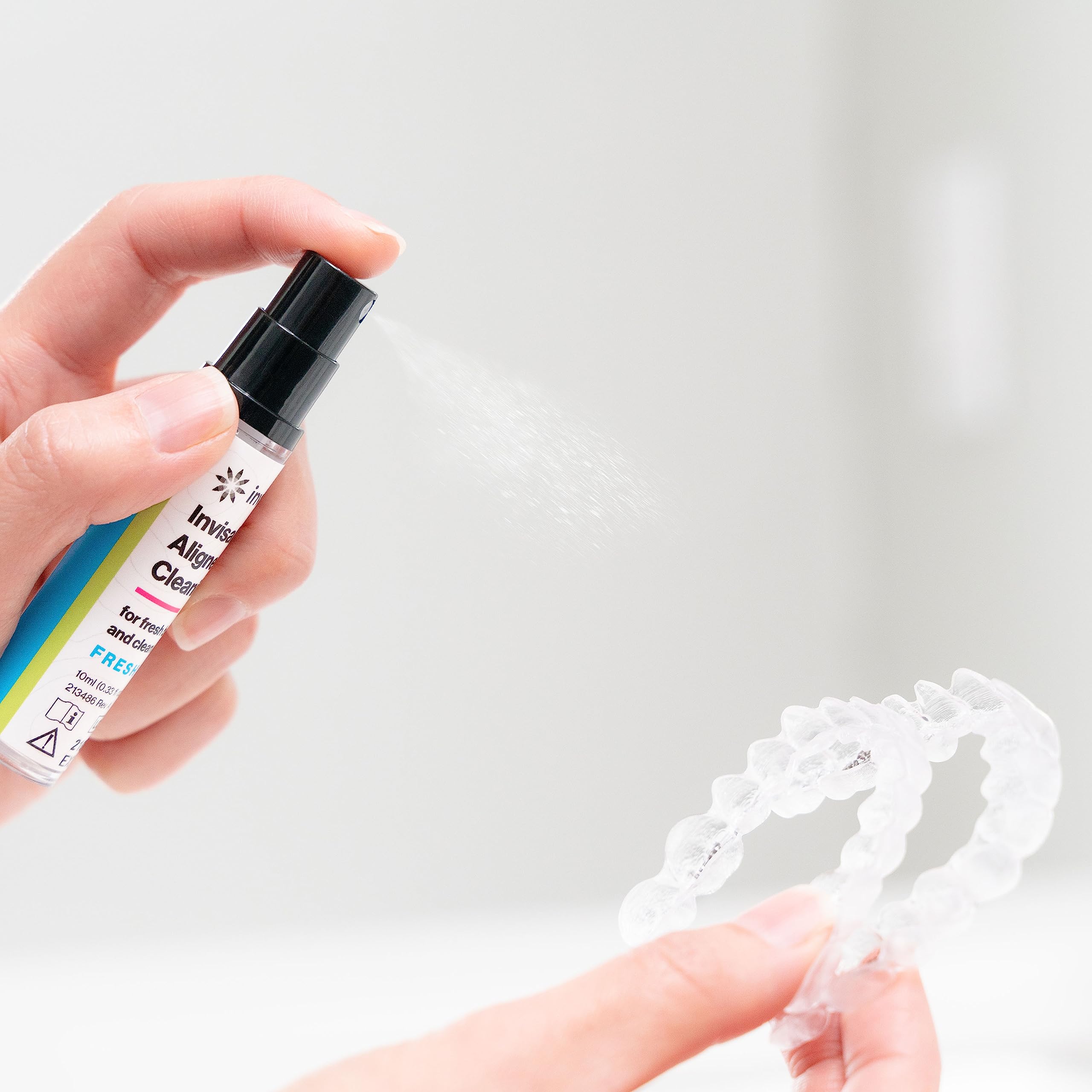 Invisalign Aligner Cleaning Spray for Aligner and Retainer Cleaning, 10 ml