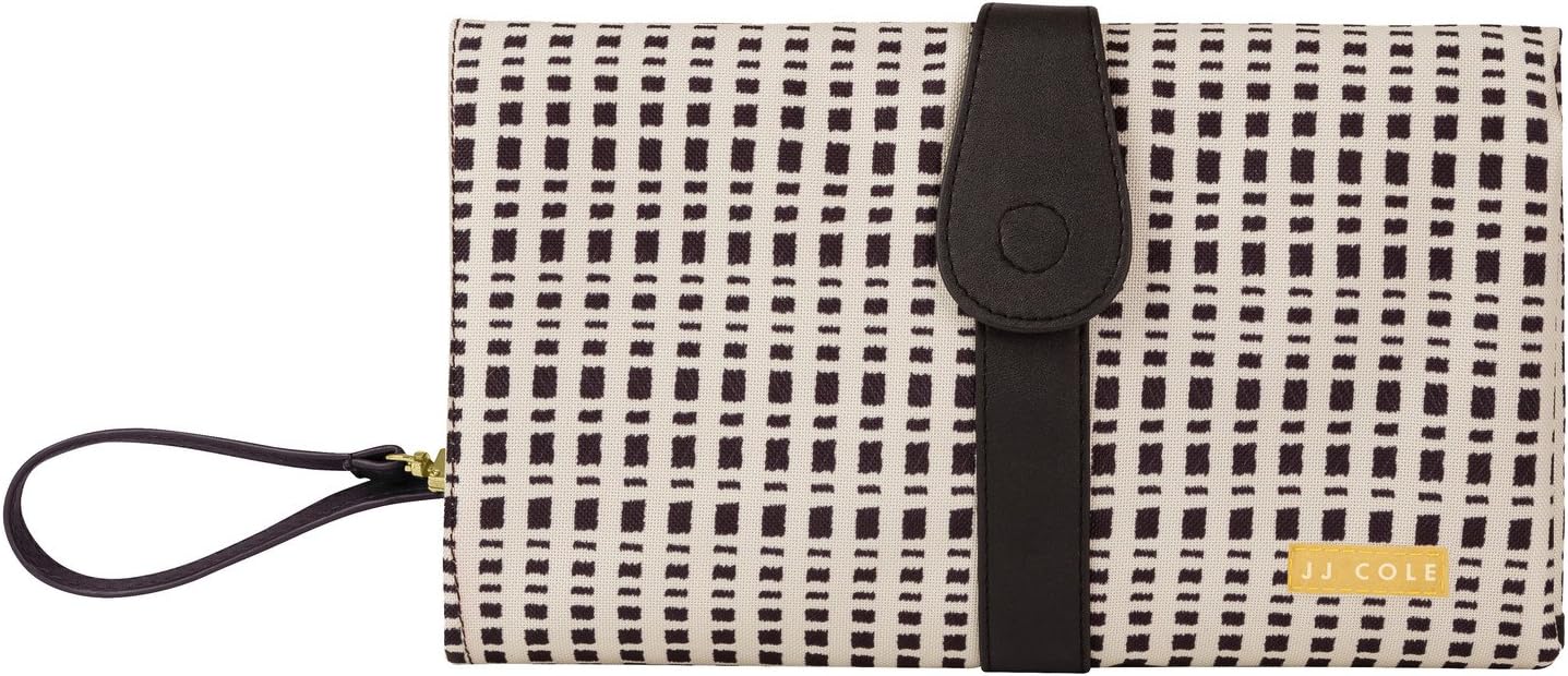 JJ Cole Changing Clutch, Black/Cream