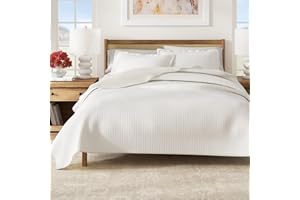 Great Bay Home King Quilt Bedding Set, 3-Piece Lightweight Summer Channel Stitch Quilt Set with Shams, Ultra Soft White Bedspreads, Quilted Bedding Coverlets for All Seasons