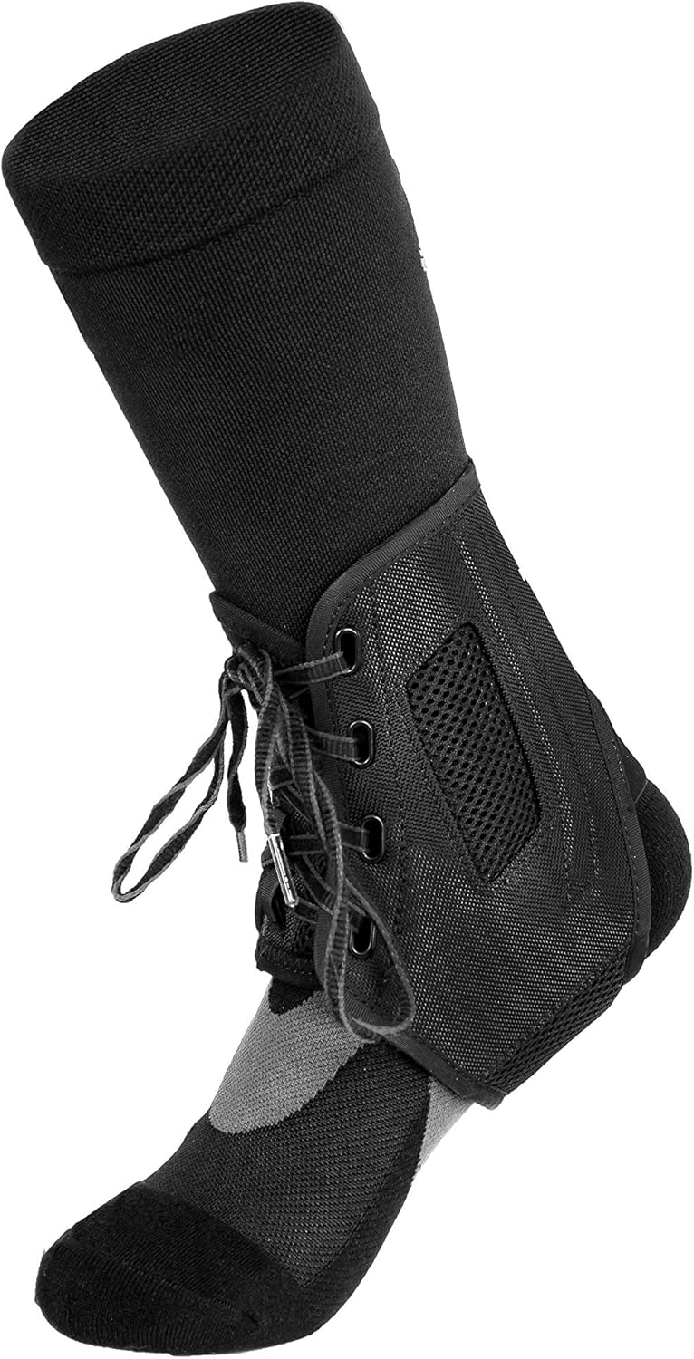 Mueller Sports Medicine ATF3 Ankle Brace, Black, Medium: Health & Personal Care