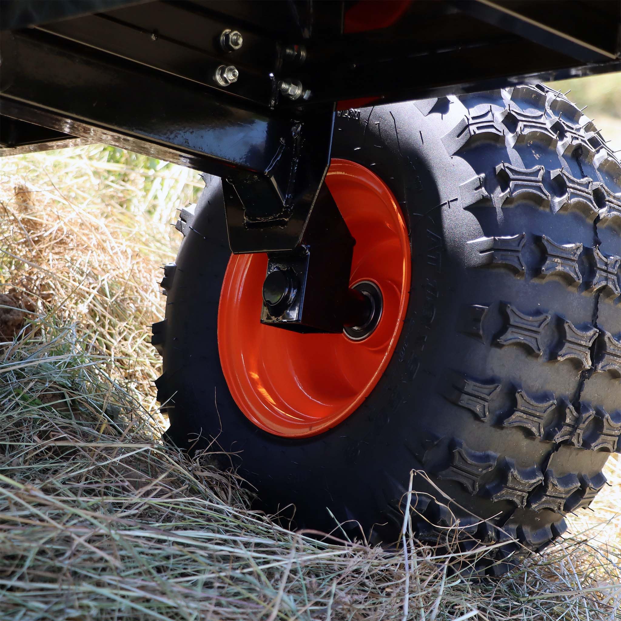 Wiltec Kippanhänger bis 680 kg für Rasentraktor, Anhänger Kipper 216 x 122 x 76,2 cm mit Gitter u. abnehmbaren Seitenwänden, Anhänger mit Kippfunktion 7