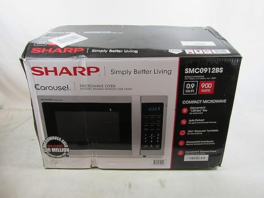 Amazon Com Sharp 0 9 Cu Ft 900 Watt Countertop Microwave Kitchen
