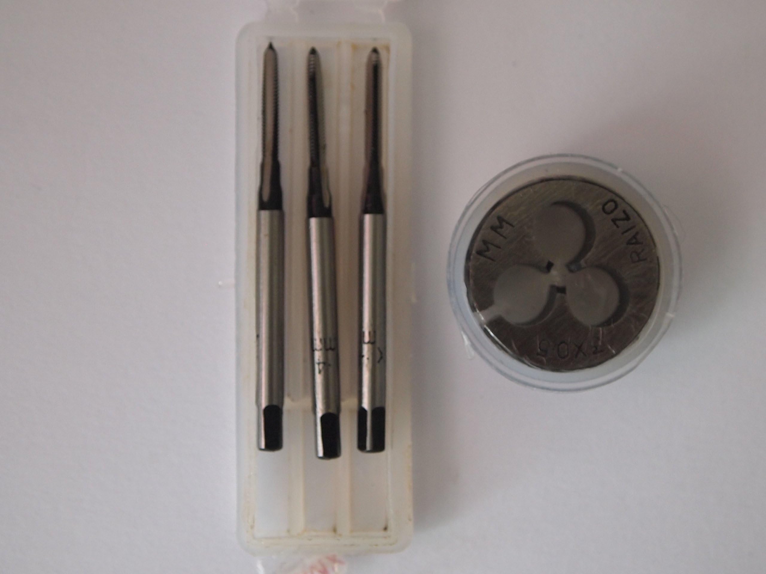METRIC TAPS + DIE SET M3 x 0.5 PLUG TAPER SECOND / NEW SET