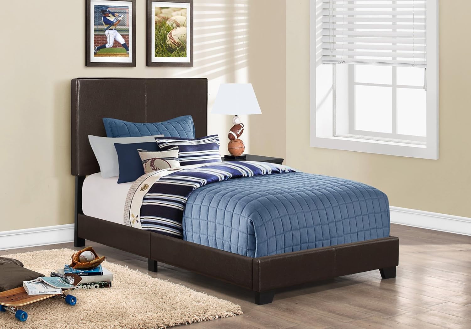 Amazon.com: MONARCH Specialties I, Cama, Aspecto de cuero, Reina