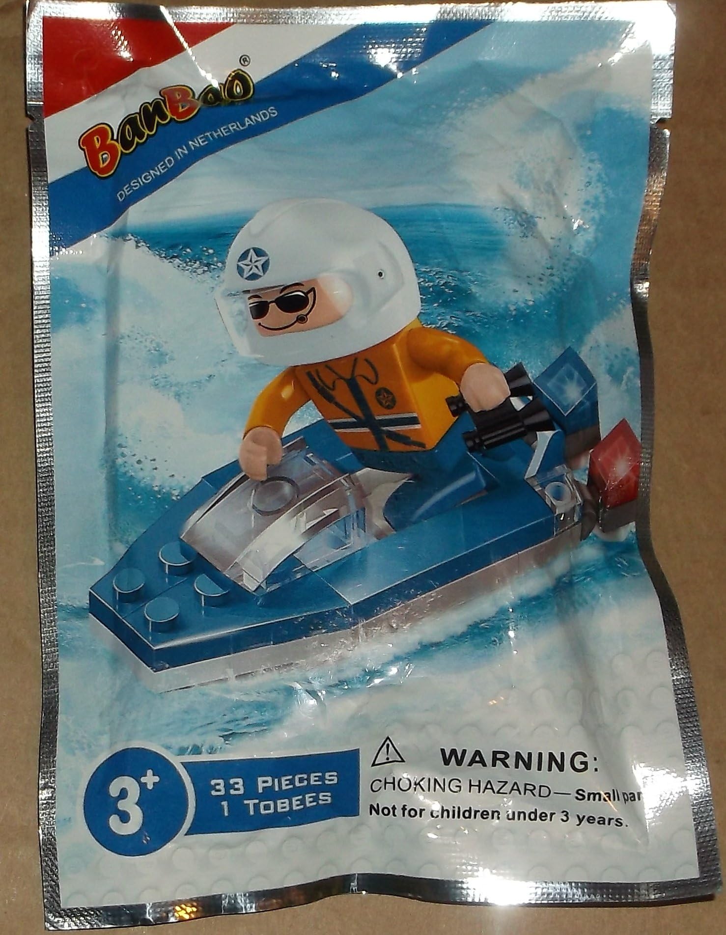 Ban Bao USA - Mini Building Blocks Set - 33 Pieces - Water Patrol on Blue Vehicle