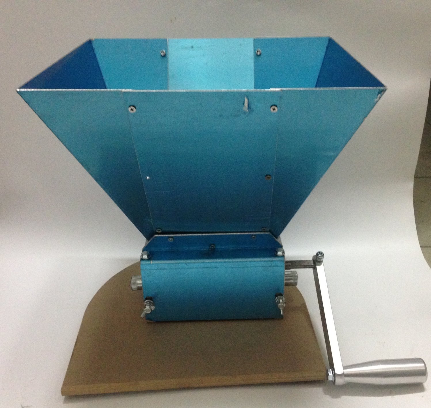 Grain Mill Grinder 2 Stainless Steel Roller & Aluminum Manual Hand