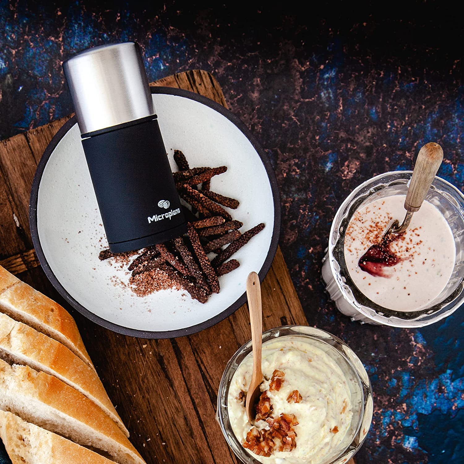 Microplane Spice Mill for Nutmeg Cinnamon Tonka Beans Microplane Spice Mill for Nutmeg Cinnamon Tonka Beans