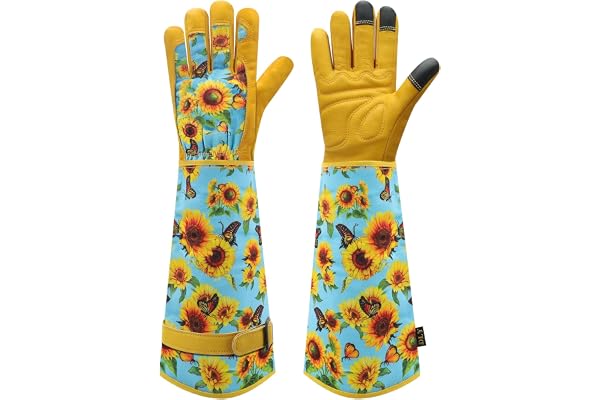 Thornproof gardening gloves cut for women's hands