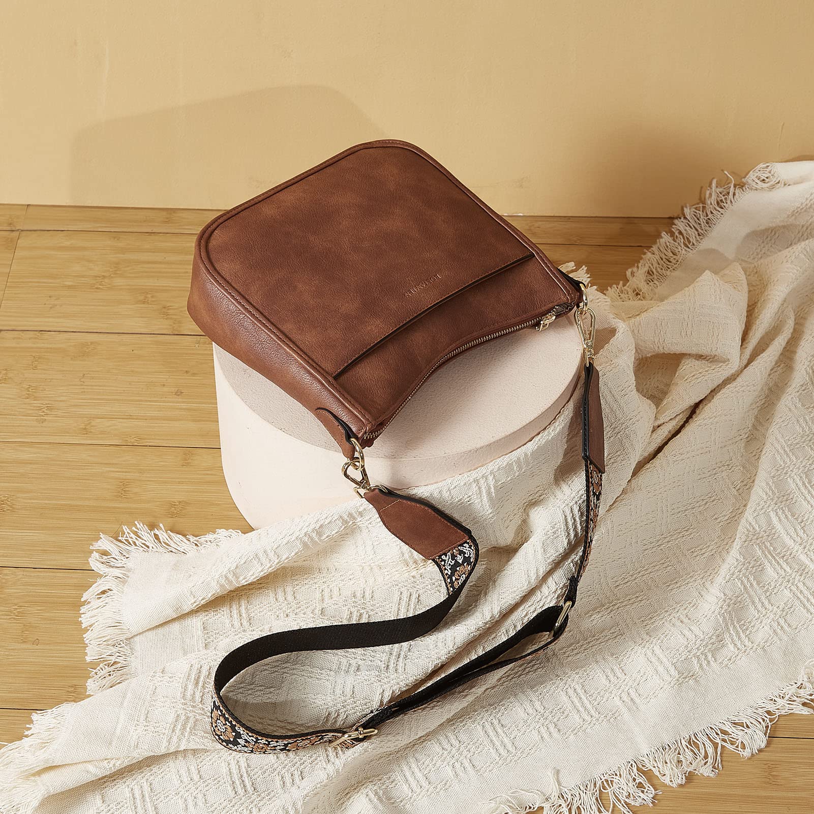 BOSTANTEN Handtasche Damen Mittelgroß Umhängetasche Crossbody Bags Leder Schultertasche für Frauen Shopper Tasche mit Verstellbarem Farbigem Riemen Braun