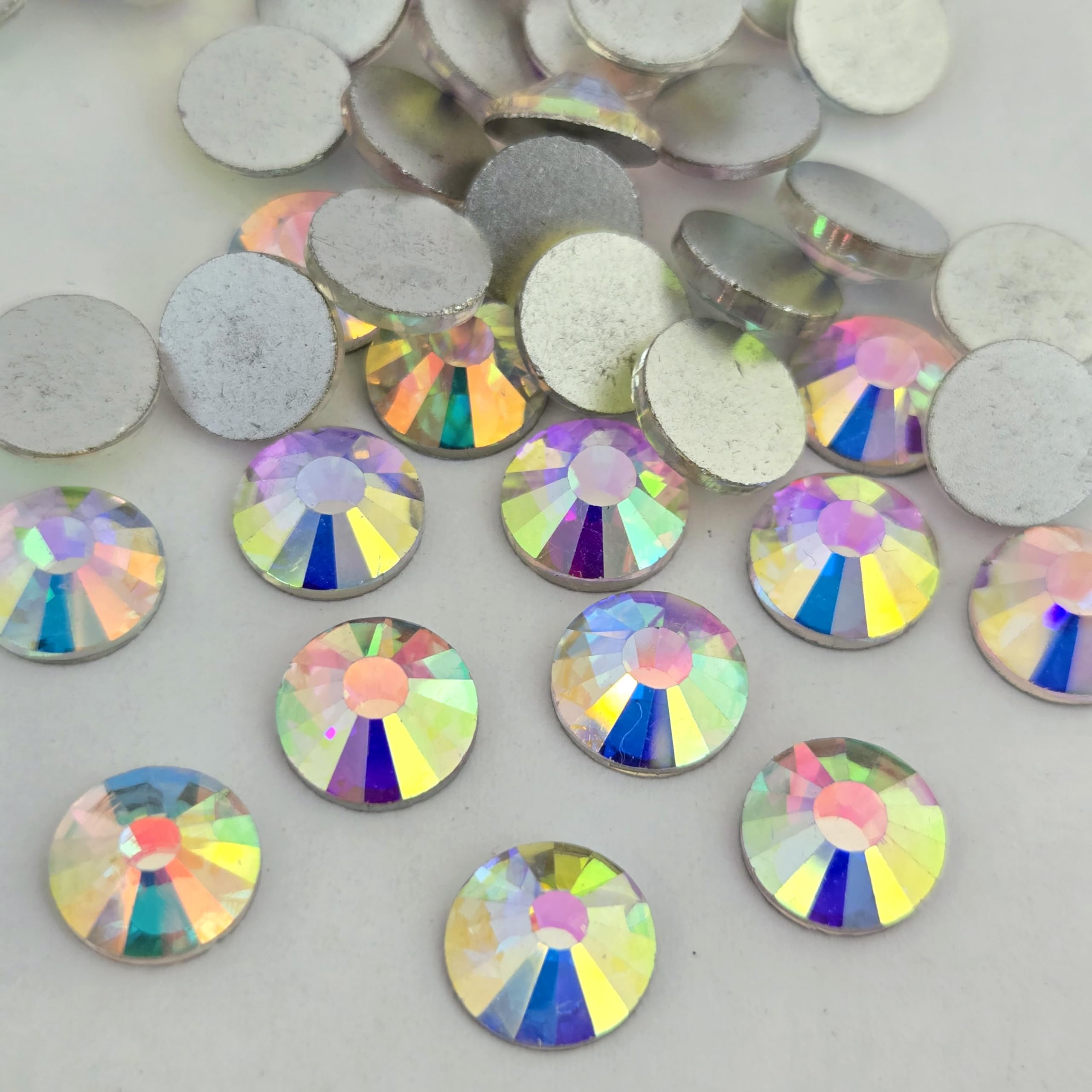 MajorCrafts® 140pcs 10mm ss50 Large Round Flat Back Non-hotfix Glass Cut Rhinestones Arts & Crafts Gems (Crystal AB)