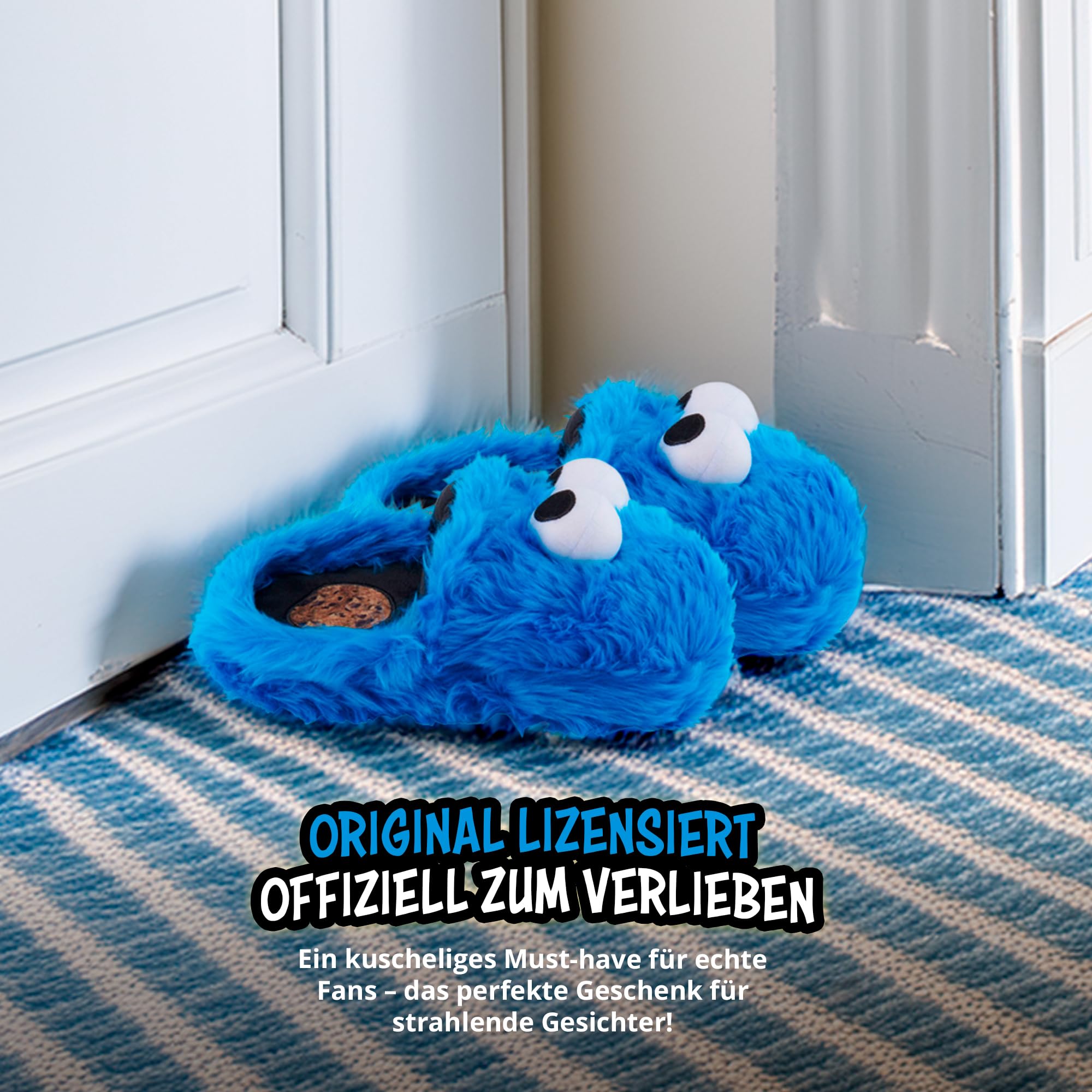 United Labels Sesamstraße 3D Hausschuhe Plüsch Cookie Monster, Blau, 41/43, Pantoffeln mit Fell und Anti Rutsch Noppen, Slipper 6